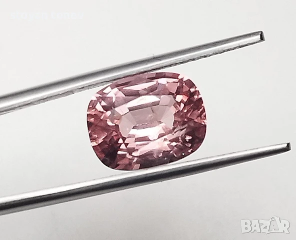 Зашеметяващ оранжево розов Падпараджа шпинел 2.16кт! Нов!, снимка 2 - Други - 51123528