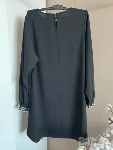 H&M Черна рокля с перли, M/38 EU, снимка 3 - Рокли - 48003845