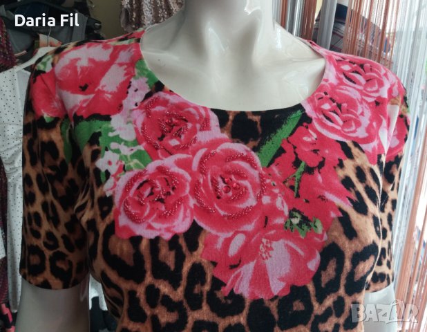 ИЗКЛЮЧИТЕЛНО КРАСИВА блуза в леопардов принт с червени рози, снимка 2 - Тениски - 40552949