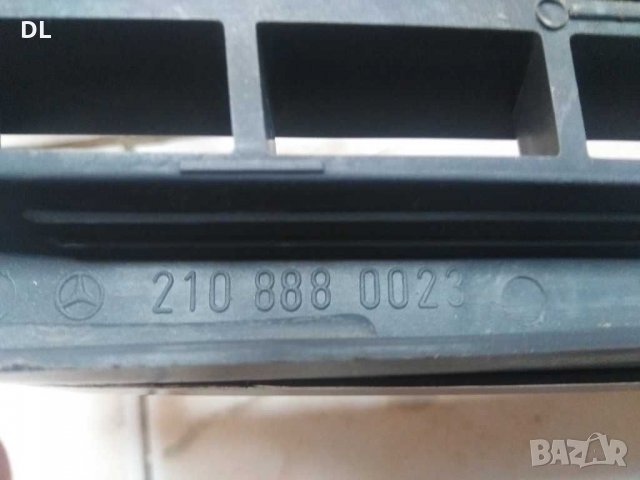 Решетка пред радиатора за Мерцедес E-class W210,S210, Elegance, 1995-2000 г., Оригинална , снимка 7 - Части - 29018838