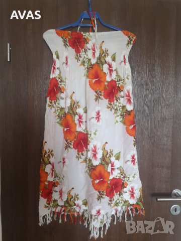 Лятна хавайска рокля бяла с цветя и връзки M-L размер, снимка 2 - Рокли - 36880648