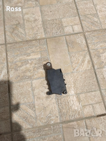 моторче за врата.централно заключване за Субару Форестър 1997