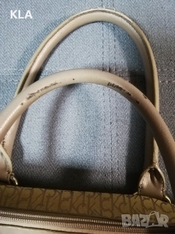 Чанта Calvin Klein оригинална, снимка 3 - Чанти - 43975536