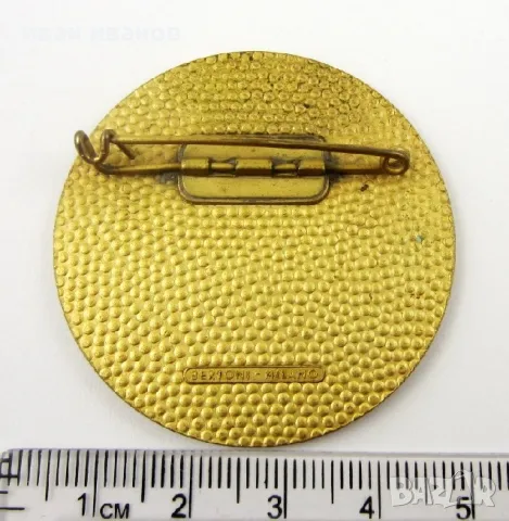 Конграе на FIA Международна автомобилна федерация-1974г-Знак на Участник, снимка 3 - Колекции - 48062734