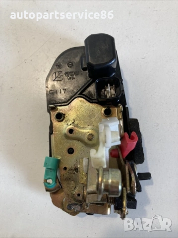 Механизъм за заключване на задна дясна врата за Jeep Grand Cherokee 3.0 CRD (2006), снимка 2 - Части - 53524315