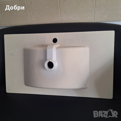 Мивка/умивалник Roca 80см за монтаж върху шкаф, снимка 4 - Мивки - 53032621