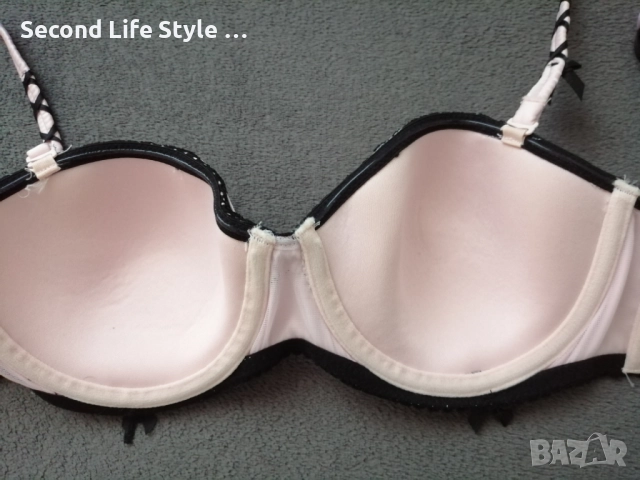 75B Hunkemoller розов луксозен сутиен с черна дантела, сладки панделки и детайли, снимка 8 - Бельо - 52907723