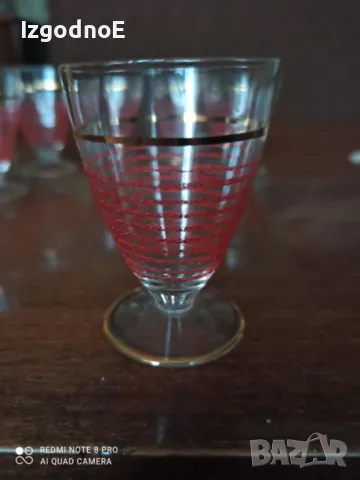 Стари тънкостенни чаши за ракия със златен кант, снимка 2 - Сервизи - 48173146