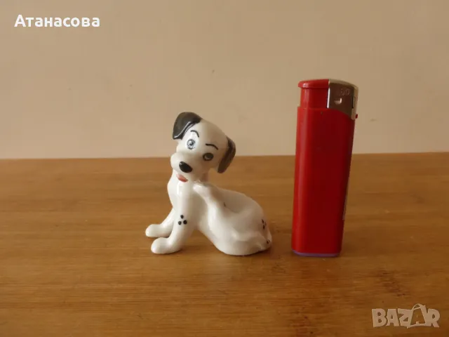 Порцеланова фигура Куче Далматин