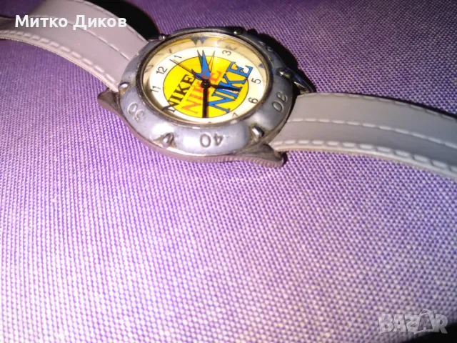 Часовник Найк работещ точно отличен нова каишка, снимка 4 - Мъжки - 49576284