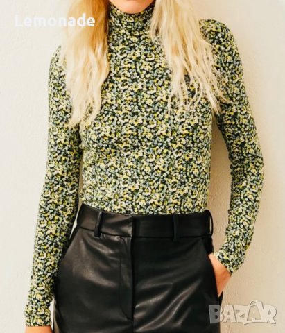 Нова дамска блуза с поло яка, снимка 1