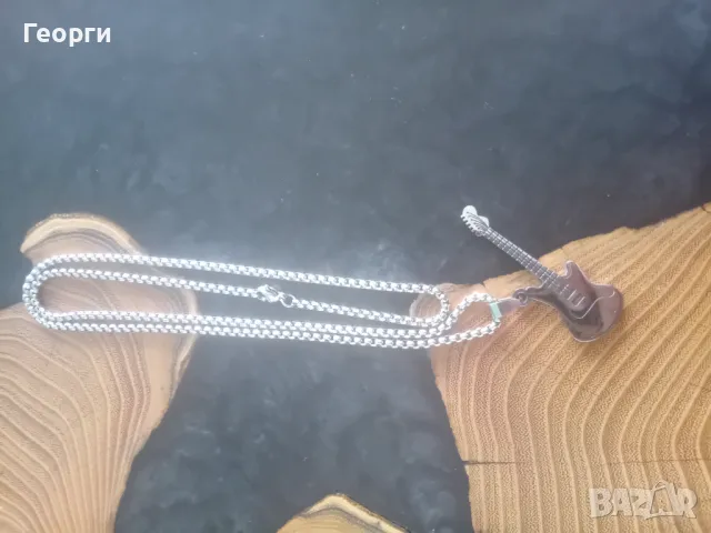 Синджир  с висулка китара, снимка 2 - Колиета, медальони, синджири - 48926768