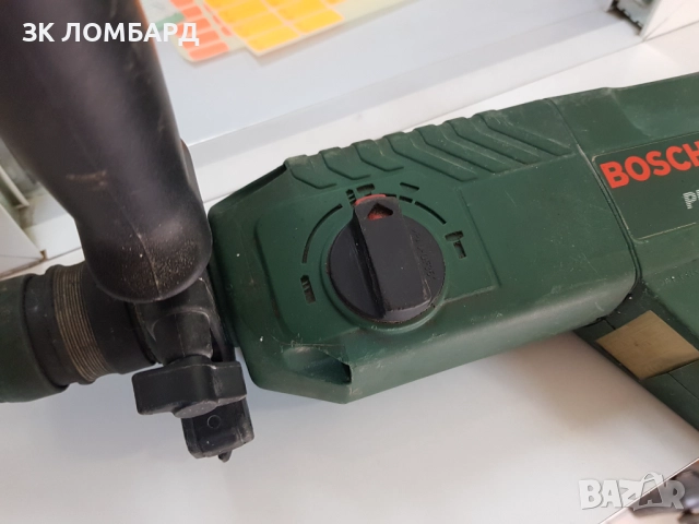 Елекетрически перфоратор BOSCH PBH 240 RE, снимка 4 - Бормашини - 52638034