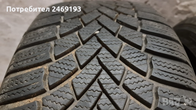 Зимни гуми 215 45 18 , снимка 5 - Гуми и джанти - 52385307