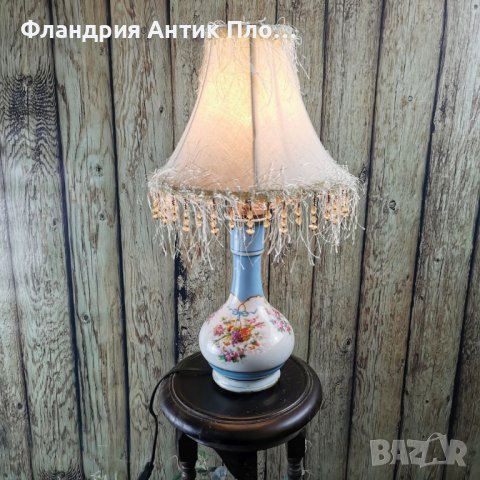 Настолна лампа - Цветя, снимка 1 - Настолни лампи - 39064090
