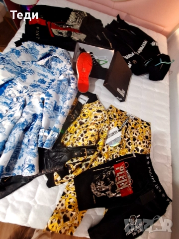 Кожена рокля Moschino размер ХС, снимка 2 - Рокли - 52797154