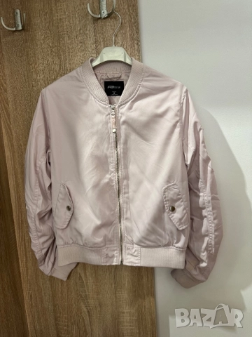 Дамско тънко яке 