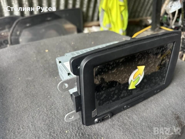 radio dvd navigacia NAVI Display monitor DACIA SANDERO II 281154027R 28115 цена 150 лв или 76,69 евр, снимка 3 - Аксесоари и консумативи - 51975041
