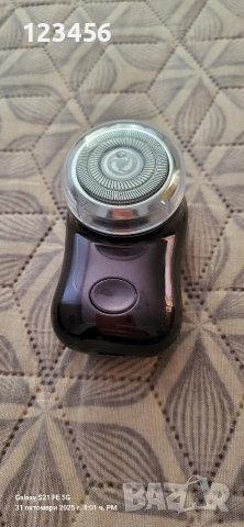 Нова машинка за бръснене , снимка 2 - Електрически самобръсначки - 53445093