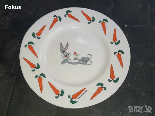Бъгс Бъни колекционерска чиния Warner Bros 1995, снимка 6 - Антикварни и старинни предмети - 53279655