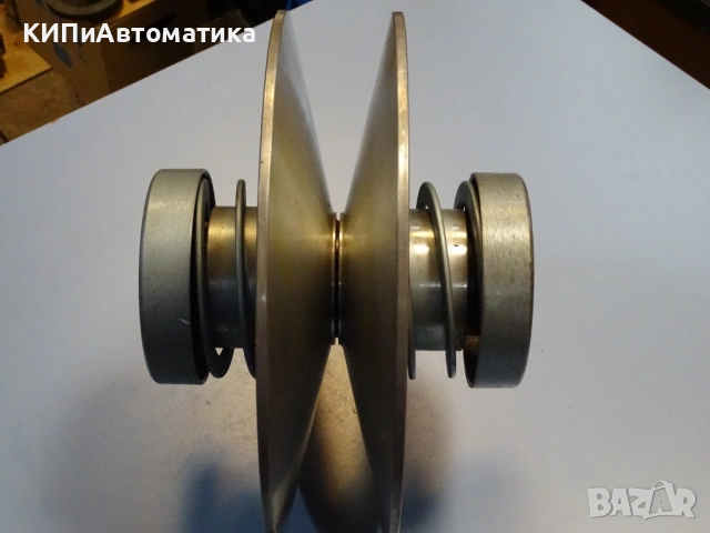 вариаторна шайба Berges R325B spring tensioning pulley Ф37mm, снимка 2 - Резервни части за машини - 53176602
