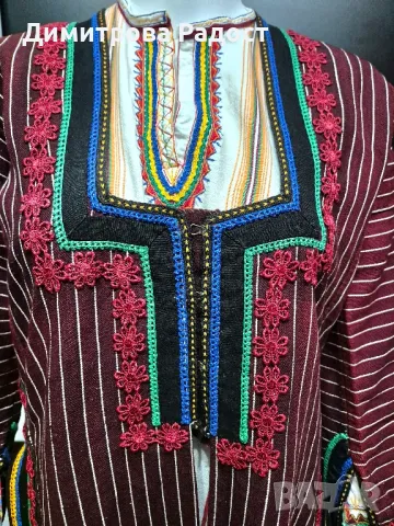 Автентична родопска носия! Състояние без забележки! , снимка 8 - Антикварни и старинни предмети - 48869783