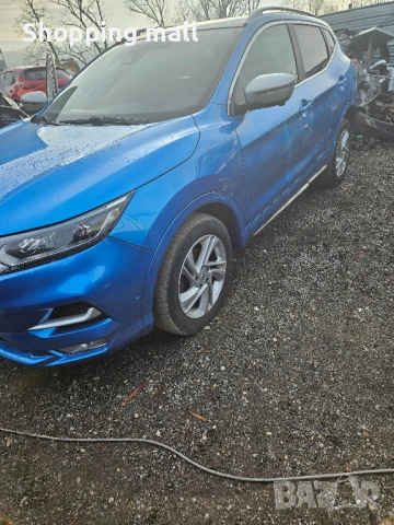 NISSAN Qashqai 1.7 dCi 4x4 Tekna , снимка 5 - Автомобили и джипове - 53256523