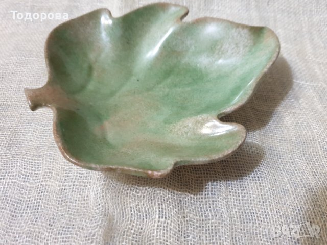 Порцеланова ръчноизработена чинийка,лимитирана серия