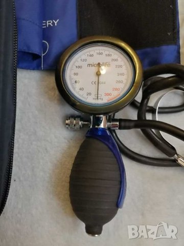 Апарат за измерване на кръвно налягане Microlife , снимка 2 - Уреди за диагностика - 28597172