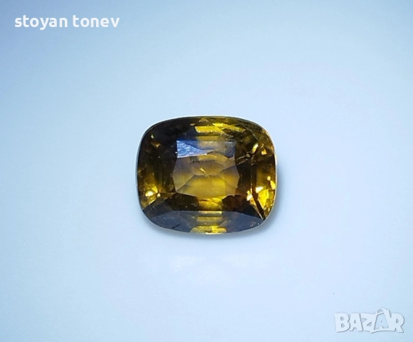 Рядък александрит с драматично променящ се цвят 1.52кт.! Сертифициран! Нов!, снимка 7 - Други - 52173924