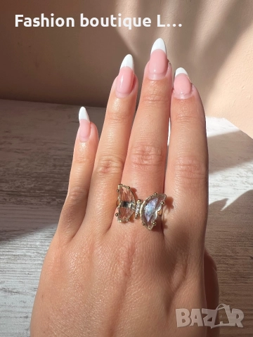 Златист пръстен с пеперуда от прозрачен кристал ❤️, снимка 3 - Пръстени - 52247735