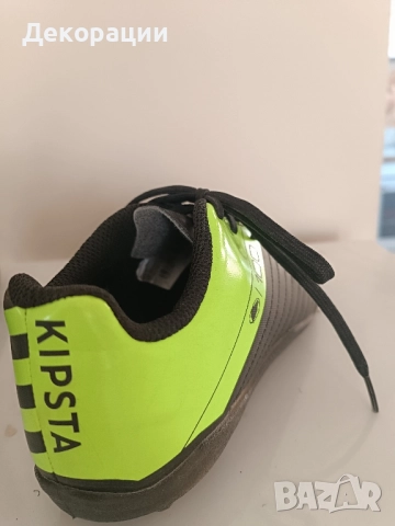 детски футболни обувки бутонки номер 33 и 35, снимка 2 - Футбол - 52152234