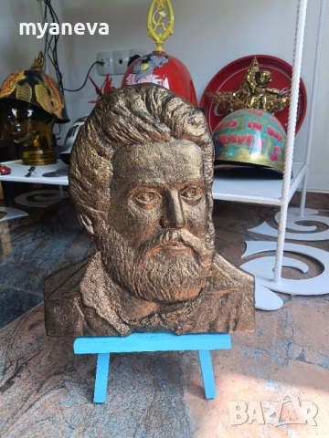Ботев , скулптурен барелеф от Йордан Кръчмаров . , снимка 3 - Пана - 51523209