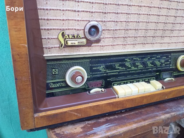 Радиограмофон Sakta, снимка 2 - Радиокасетофони, транзистори - 29007473