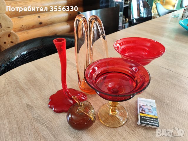 Ретро ваза от цветно стъкло , снимка 3 - Антикварни и старинни предмети - 43835023