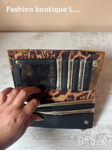 River Island дамски портфейл с тигров елемент и златни детайли с много джобове за карти и монетник ❤, снимка 3 - Портфейли, портмонета - 52364742
