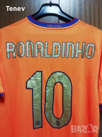 Barcelona Ronaldinho Nike оригинална тениска с автограф Барселона Роналдиньо , снимка 4 - Тениски - 43340955