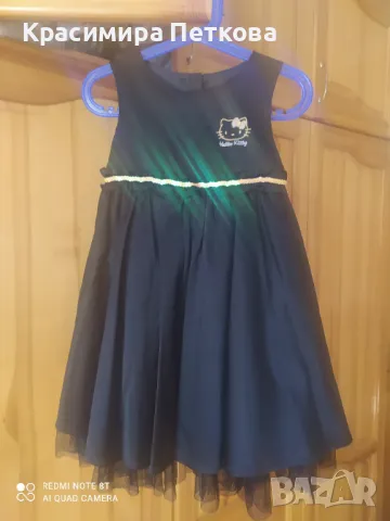 Продавам прекрасна рокличка Хелоу Кити на H&M 