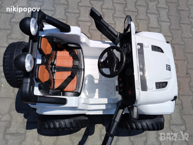 US Двуместен акумулаторен джип FUEGO 4x4, снимка 8 - Детски велосипеди, триколки и коли - 53569359