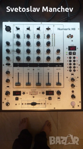 DJ MIXER Numark M 8