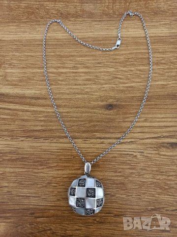 Сребърно колие с масивен медальон, снимка 2 - Колиета, медальони, синджири - 37680074