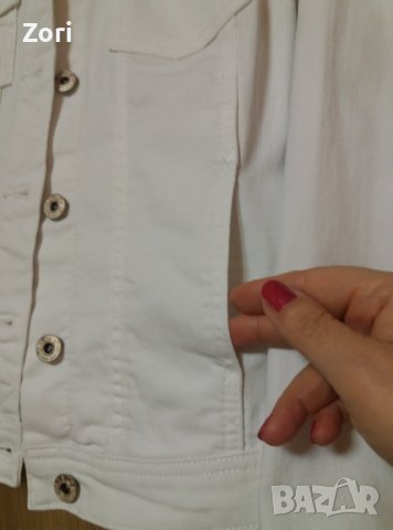 Бяло дънково яке, снимка 2 - Якета - 40341964