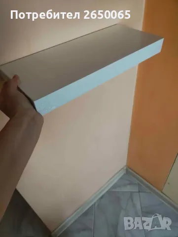 Нови стенни MDF етажерки в черно и бяло! 42/21/4,5 см , снимка 3 - Етажерки - 50175724