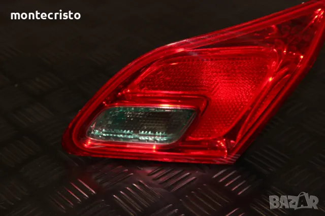 Десен вътрешен стоп Opel Astra J хечбек (2009-2016г.) десен стоп заден капак / 13306456 / 1222165, снимка 2 - Части - 47587836