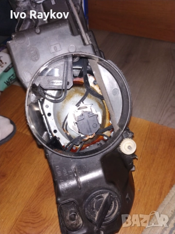 Ляв фар за VW Tuareg 2008г. 7L6 941 031, снимка 15 - Части - 46595411