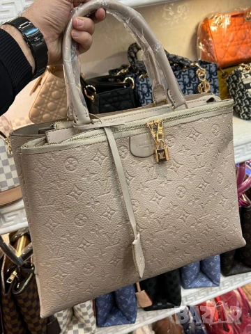 чанти louis vuitton 