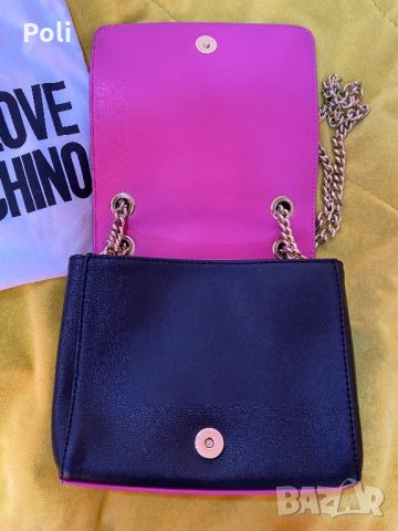 Оригинална чанта Love moschino, снимка 7 - Чанти - 28336409