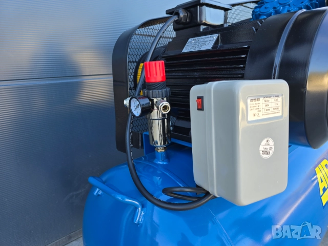 Компресор за въздух 300л.7.5 KW / 10 HР / 12.5 бара. Дебит усилен „TACH -1200л/мин, снимка 5 - Компресори - 52293037