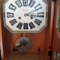 Стар стенен часовник-Янтар, снимка 1 - Стенни часовници - 38503902