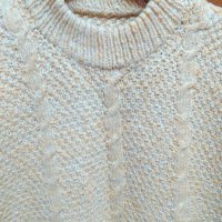 Красив ръчно плетен пуловер , снимка 1 - Блузи с дълъг ръкав и пуловери - 26566067